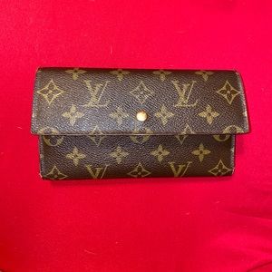 Louis Vuitton Porte Tresor International Wallet